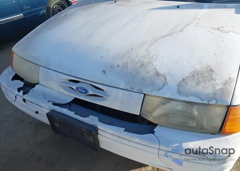 1995 Ford Escort Lx/Sport from USA, damaged, VIN 3FASP15J4SR123210